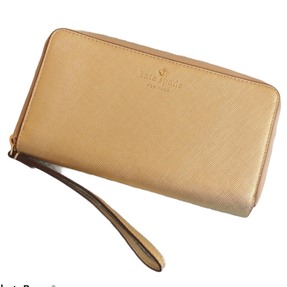kate spade Handbags - NWOT Kade Spade Tech Wallet / Wristlet